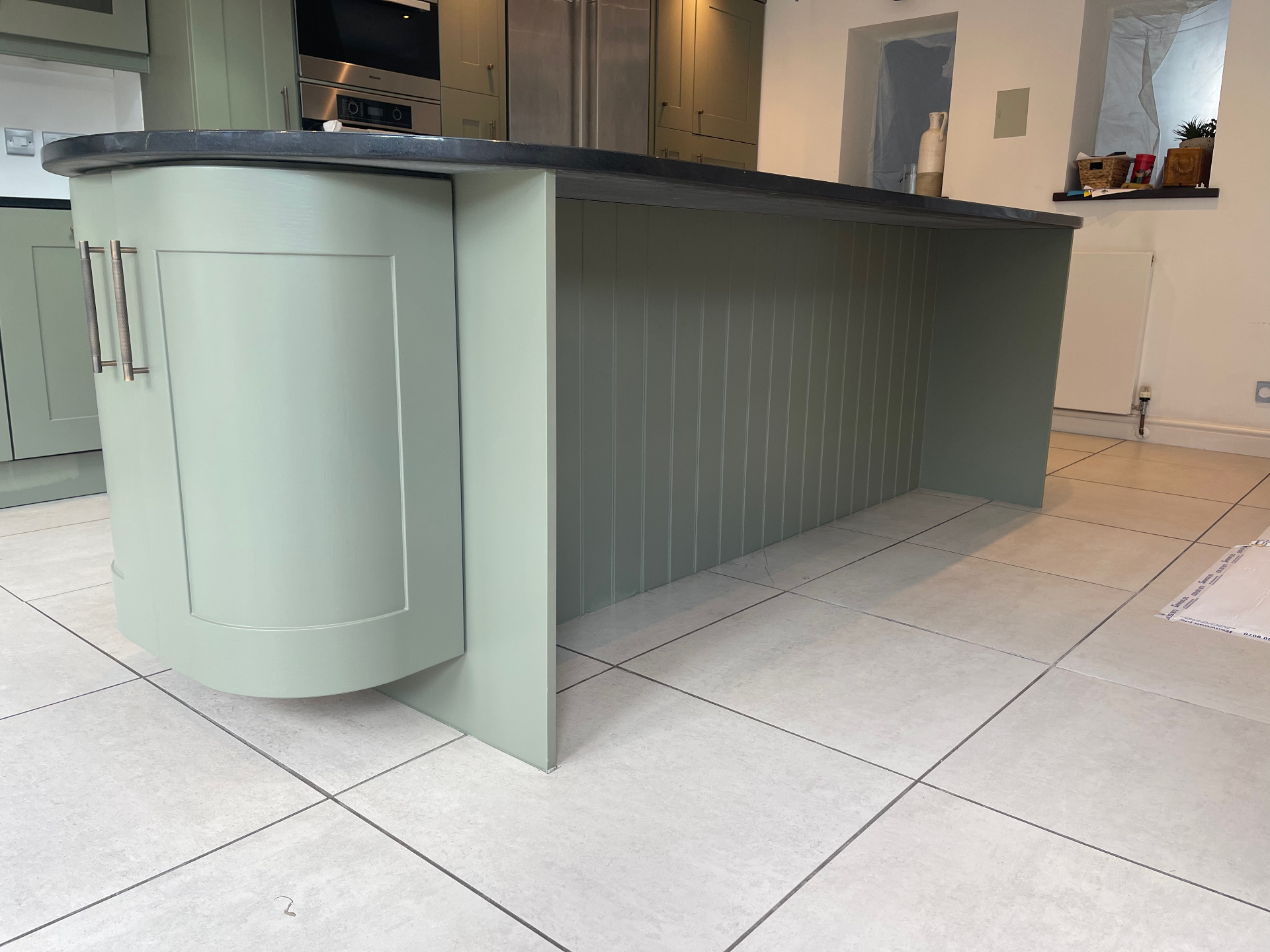 Two-Tone Kitchen Ideas: London's Hottest Kitchen Trend