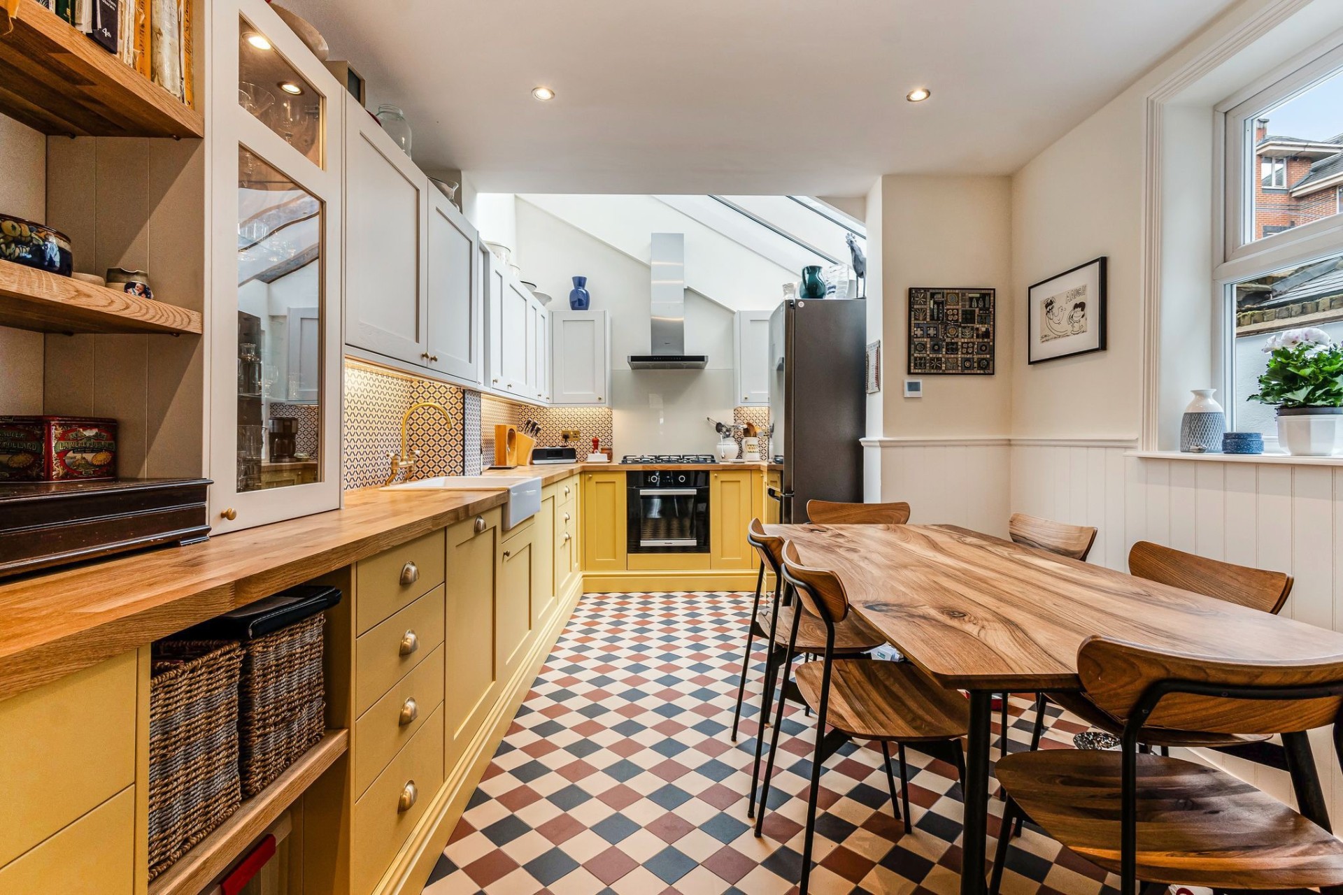 Best Farrow & Ball Colours for Kitchen Cabinets in London Homes